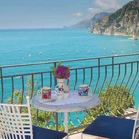 La Roccia - Arienzo * Positano