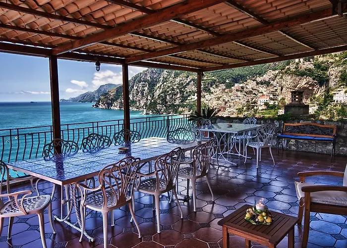 La Roccia - Arienzo * 波西塔諾