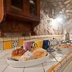 ラ ロッチャ アリエンツォ アパート *