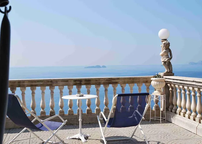 La Roccia - Arienzo ポジターノ