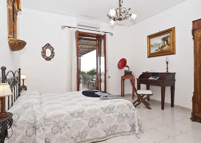 La Roccia - Arienzo * ポジターノ