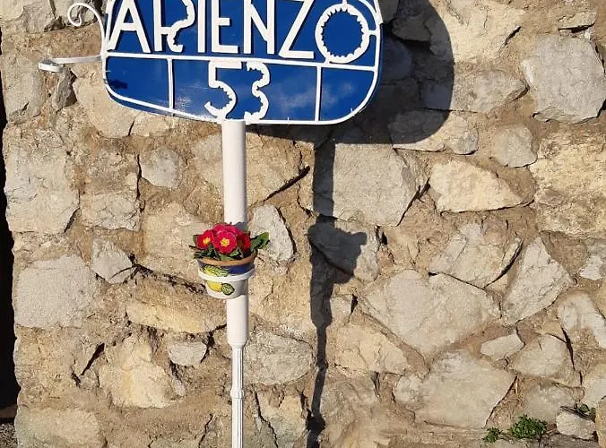 Apartment La Roccia - Arienzo *